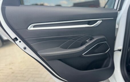 Geely Emgrand, 2024 год, 1 695 000 рублей, 14 фотография