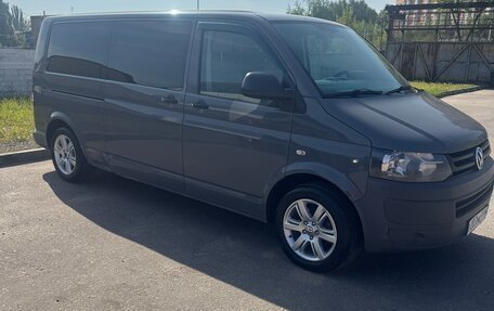 Volkswagen Transporter T5 рестайлинг, 2011 год, 1 300 000 рублей, 3 фотография