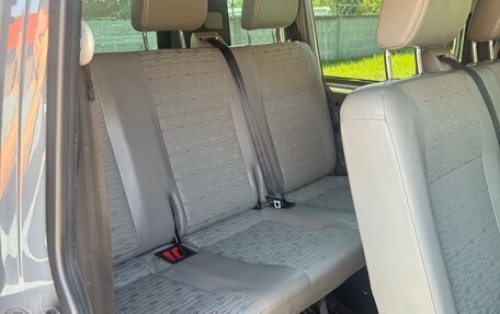 Volkswagen Transporter T5 рестайлинг, 2011 год, 1 300 000 рублей, 6 фотография