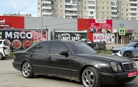 Mercedes-Benz E-Класс, 1998 год, 275 000 рублей, 1 фотография