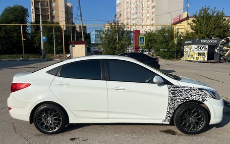 Hyundai Solaris II рестайлинг, 2012 год, 850 000 рублей, 6 фотография