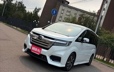 Honda Stepwgn IV, 2017 год, 1 825 000 рублей, 1 фотография