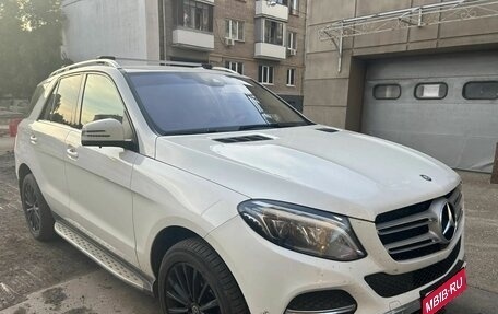 Mercedes-Benz GLE, 2015 год, 3 200 000 рублей, 1 фотография