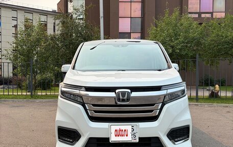 Honda Stepwgn IV, 2017 год, 1 825 000 рублей, 7 фотография