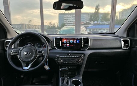 KIA Sportage IV рестайлинг, 2018 год, 2 149 000 рублей, 10 фотография
