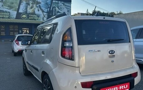 KIA Soul I рестайлинг, 2010 год, 600 000 рублей, 2 фотография