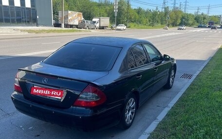 Mercedes-Benz E-Класс, 2004 год, 690 000 рублей, 4 фотография