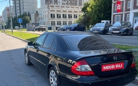 Mercedes-Benz E-Класс, 2004 год, 690 000 рублей, 3 фотография