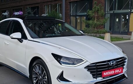 Hyundai Sonata VIII, 2022 год, 3 070 000 рублей, 4 фотография