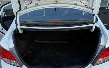 Hyundai Solaris II рестайлинг, 2014 год, 855 000 рублей, 18 фотография