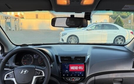 Hyundai Solaris II рестайлинг, 2014 год, 855 000 рублей, 12 фотография
