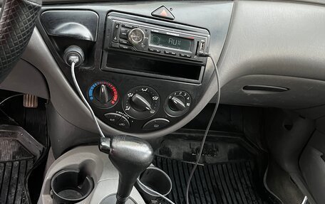 Ford Focus IV, 2002 год, 290 000 рублей, 9 фотография