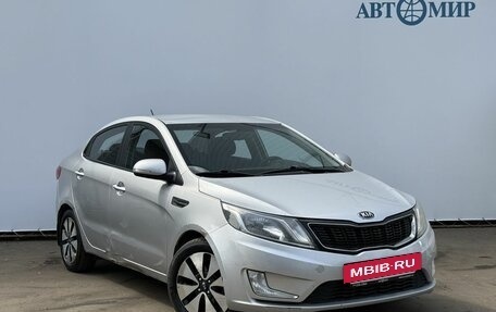KIA Rio III рестайлинг, 2013 год, 840 000 рублей, 3 фотография
