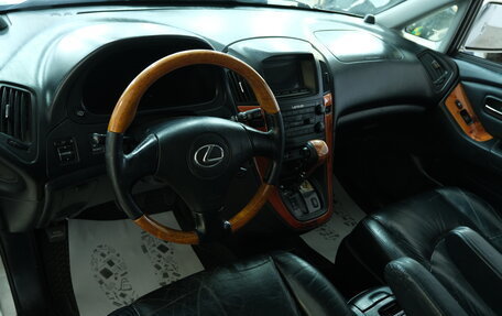 Lexus RX IV рестайлинг, 2001 год, 499 000 рублей, 10 фотография