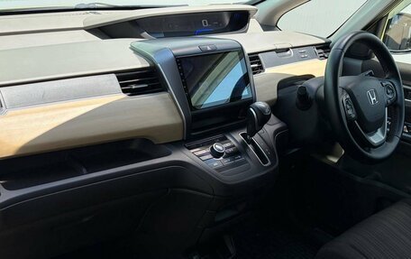 Honda Freed II, 2017 год, 1 295 000 рублей, 23 фотография