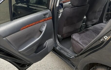 Toyota Avensis III рестайлинг, 2006 год, 900 000 рублей, 17 фотография