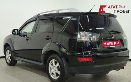 Mitsubishi Outlander III рестайлинг 3, 2010 год, 969 000 рублей, 4 фотография