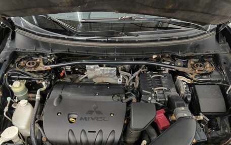 Mitsubishi Outlander III рестайлинг 3, 2010 год, 969 000 рублей, 18 фотография