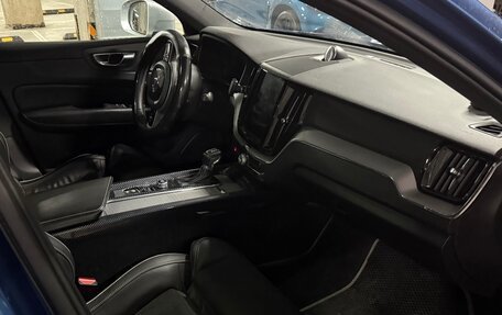 Volvo XC60 II, 2018 год, 3 600 000 рублей, 7 фотография