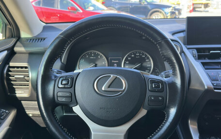 Lexus NX I, 2017 год, 2 760 000 рублей, 13 фотография