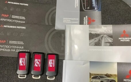 Mitsubishi Outlander III рестайлинг 3, 2021 год, 2 650 000 рублей, 9 фотография