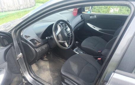 Hyundai Solaris II рестайлинг, 2014 год, 859 000 рублей, 11 фотография