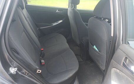 Hyundai Solaris II рестайлинг, 2014 год, 859 000 рублей, 14 фотография