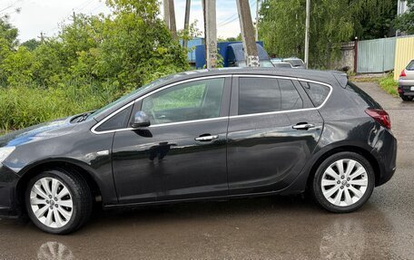 Opel Astra J, 2013 год, 600 000 рублей, 3 фотография