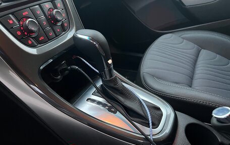 Opel Astra J, 2013 год, 600 000 рублей, 12 фотография