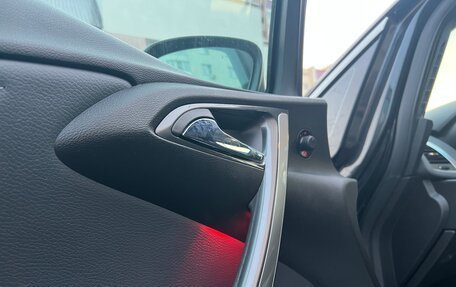 Opel Astra J, 2013 год, 600 000 рублей, 16 фотография