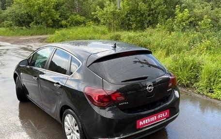 Opel Astra J, 2013 год, 600 000 рублей, 4 фотография