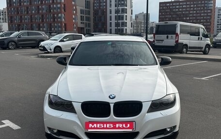 BMW 3 серия, 2011 год, 1 230 000 рублей, 3 фотография