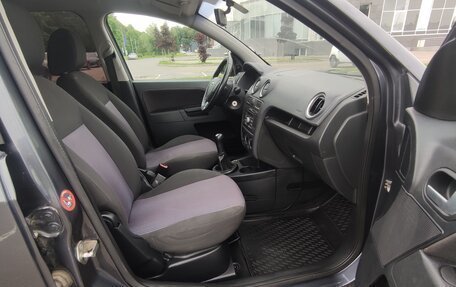 Ford Fusion I, 2006 год, 355 000 рублей, 10 фотография