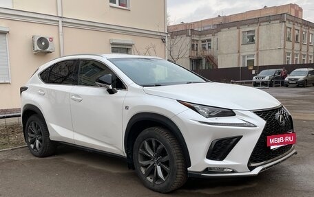 Lexus NX I, 2017 год, 3 700 000 рублей, 4 фотография