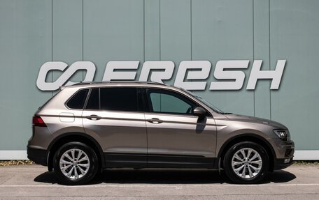 Volkswagen Tiguan II, 2020 год, 2 899 000 рублей, 5 фотография