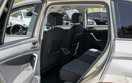 Volkswagen Tiguan II, 2020 год, 2 899 000 рублей, 13 фотография