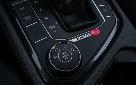 Volkswagen Tiguan II, 2020 год, 2 899 000 рублей, 24 фотография