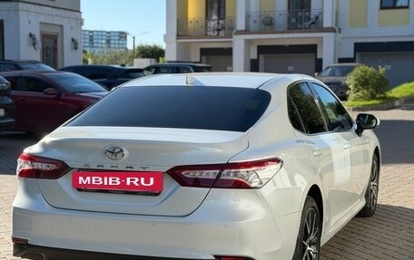 Toyota Camry, 2021 год, 3 320 000 рублей, 4 фотография