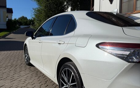Toyota Camry, 2021 год, 3 320 000 рублей, 6 фотография