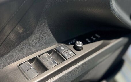 Toyota Camry, 2021 год, 2 945 000 рублей, 28 фотография