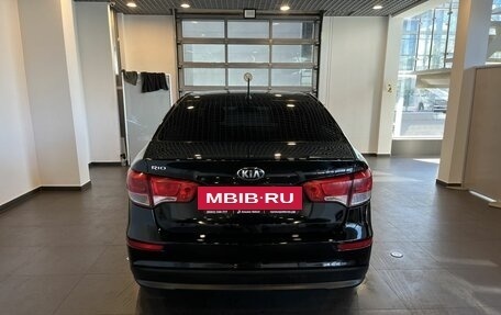 KIA Rio III рестайлинг, 2016 год, 990 000 рублей, 4 фотография