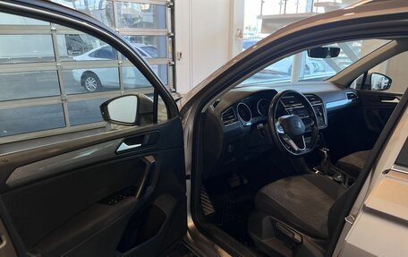 Volkswagen Tiguan II, 2020 год, 3 780 000 рублей, 21 фотография