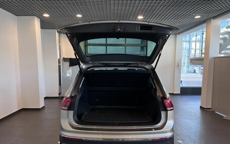 Volkswagen Tiguan II, 2020 год, 3 780 000 рублей, 38 фотография
