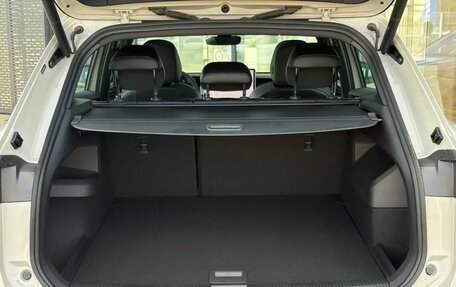 Volkswagen Tiguan, 2026 год, 4 745 000 рублей, 39 фотография