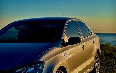 Volkswagen Polo VI (EU Market), 2018 год, 890 000 рублей, 1 фотография