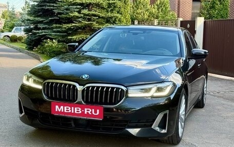 BMW 5 серия, 2022 год, 4 100 000 рублей, 2 фотография