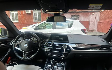 BMW 5 серия, 2019 год, 3 200 000 рублей, 5 фотография