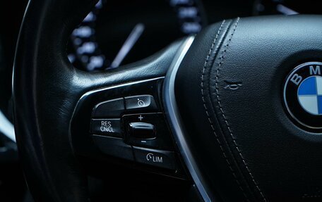 BMW 5 серия, 2017 год, 2 398 055 рублей, 13 фотография