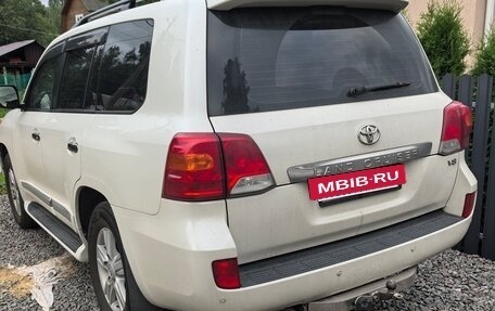 Toyota Land Cruiser 200, 2014 год, 4 250 000 рублей, 3 фотография
