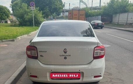 Renault Logan II, 2015 год, 600 000 рублей, 2 фотография